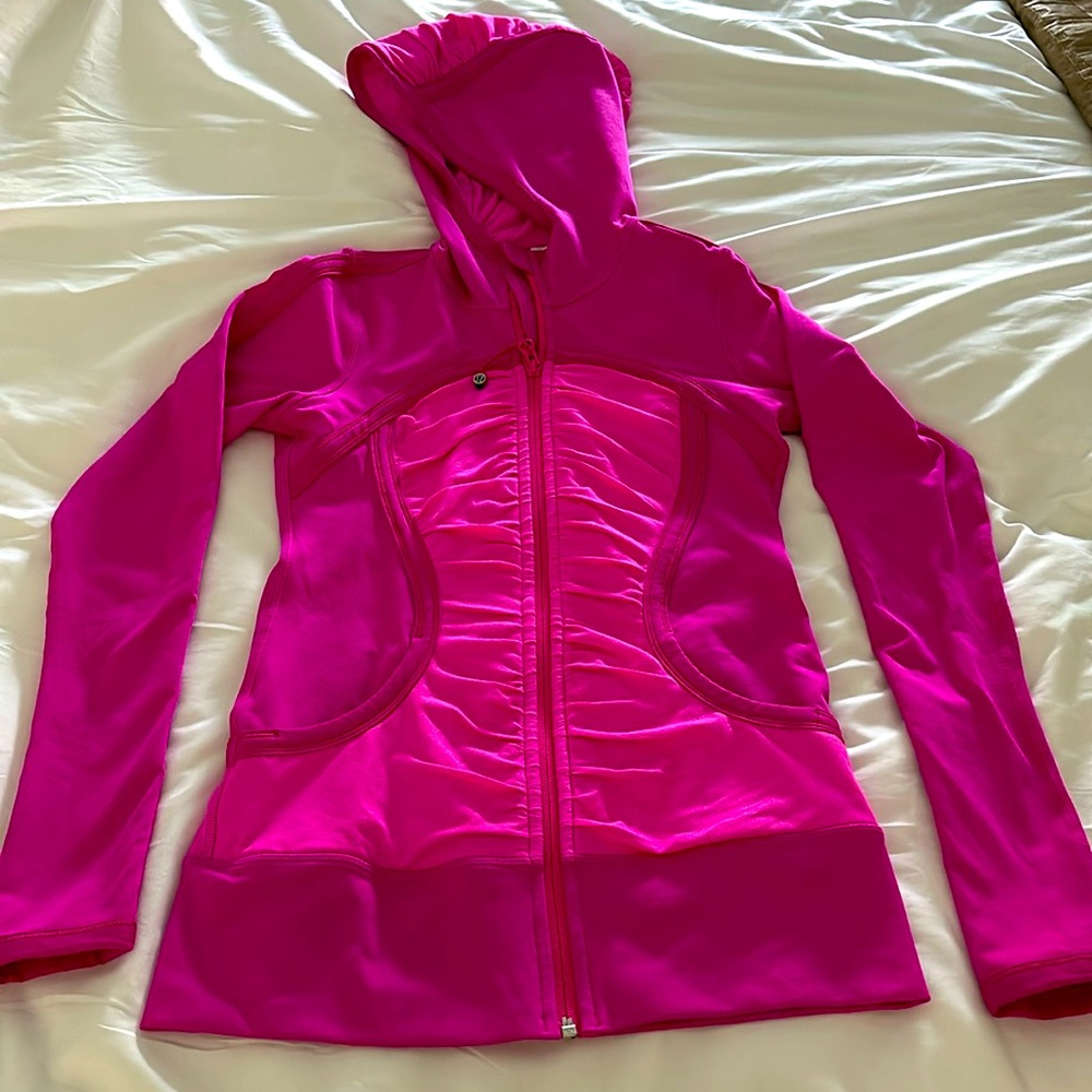 Lululemon Pure Balance Jacket Paris Pink Size 4